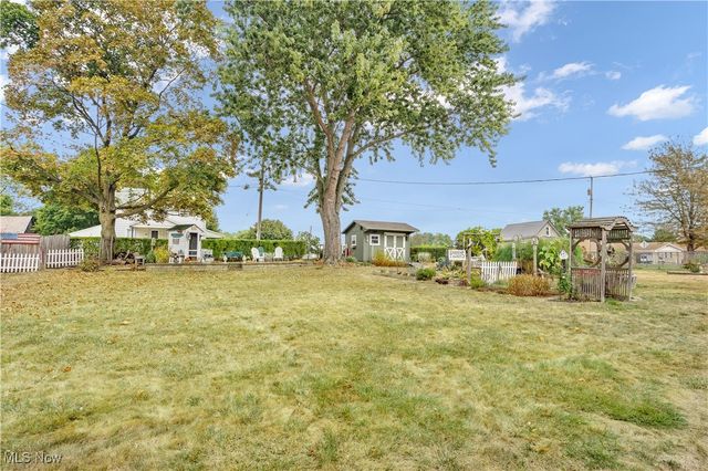 944 Jones Drive, Salem, OH 44460