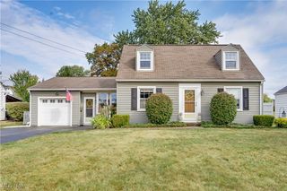 944 Jones Drive, Salem, OH 44460