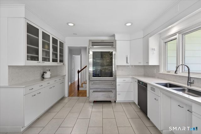 56 Mulberry Hill, Hamden, CT 06517