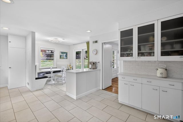 56 Mulberry Hill, Hamden, CT 06517