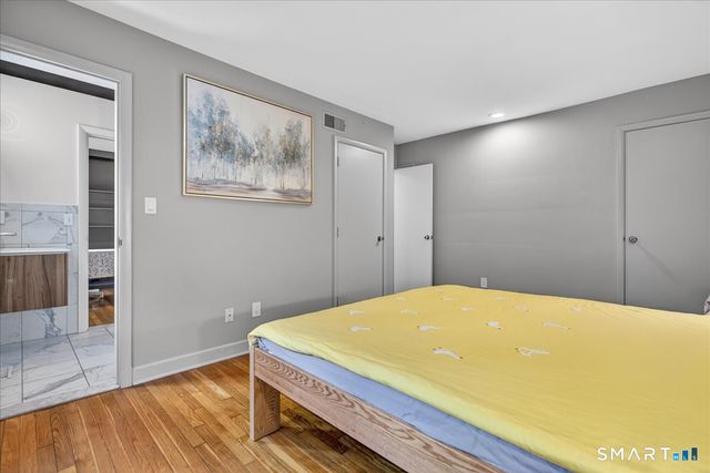 56 Mulberry Hill, Hamden, CT 06517