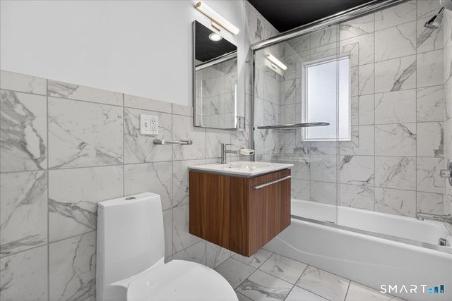 56 Mulberry Hill, Hamden, CT 06517