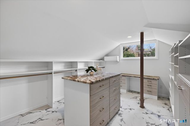 56 Mulberry Hill, Hamden, CT 06517