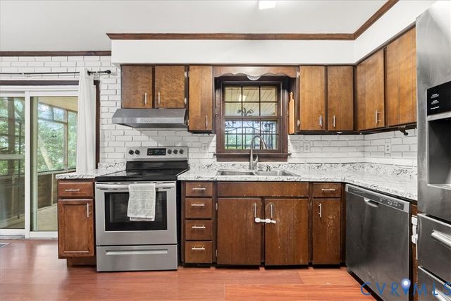 12203 McKenna Cir, Midlothian, VA 23112