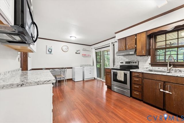 12203 McKenna Cir, Midlothian, VA 23112