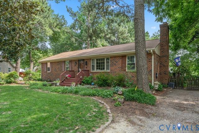 12203 McKenna Cir, Midlothian, VA 23112