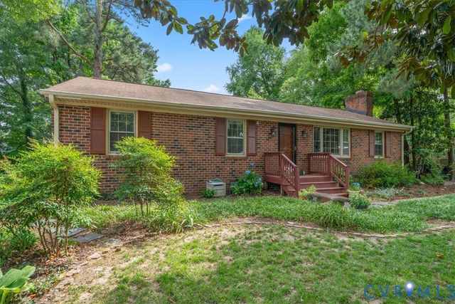 12203 McKenna Cir, Midlothian, VA 23112