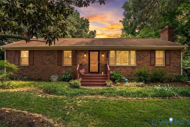 12203 McKenna Cir, Midlothian, VA 23112