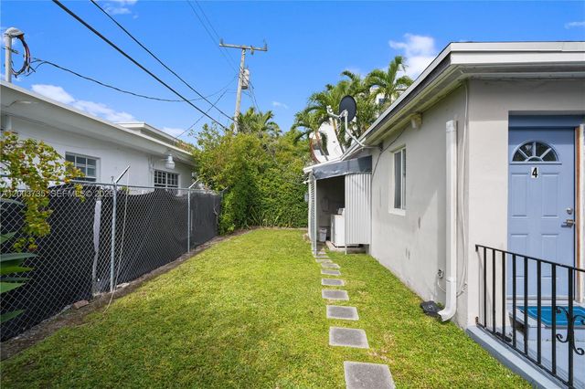 730 84th St, Miami Beach, FL 33141