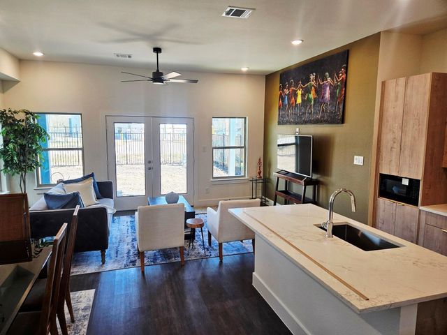 2804 Peacock Green Way, Houston, TX 77047