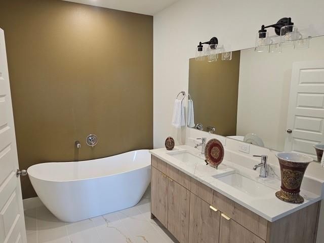 2804 Peacock Green Way, Houston, TX 77047