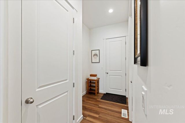 8649 W Chamblee St, Star, ID 83669