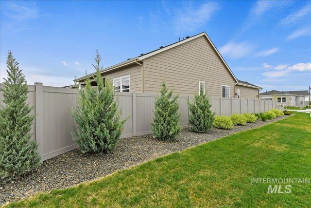 8649 W Chamblee St, Star, ID 83669