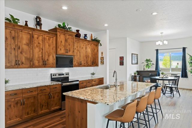 8649 W Chamblee St, Star, ID 83669