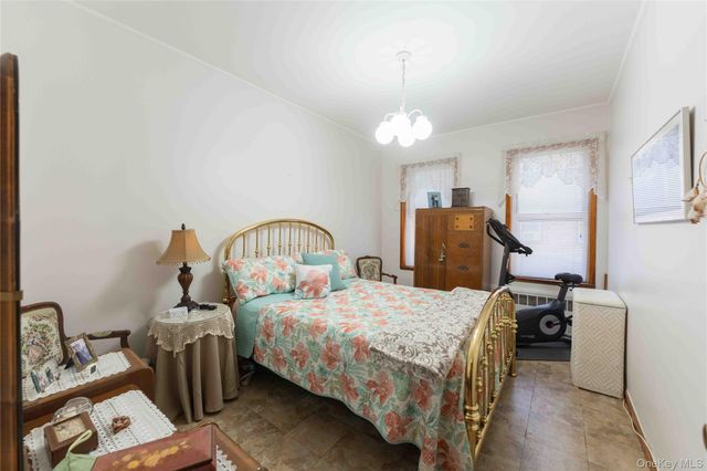 765 E 9th Street, Brooklyn, NY 11230