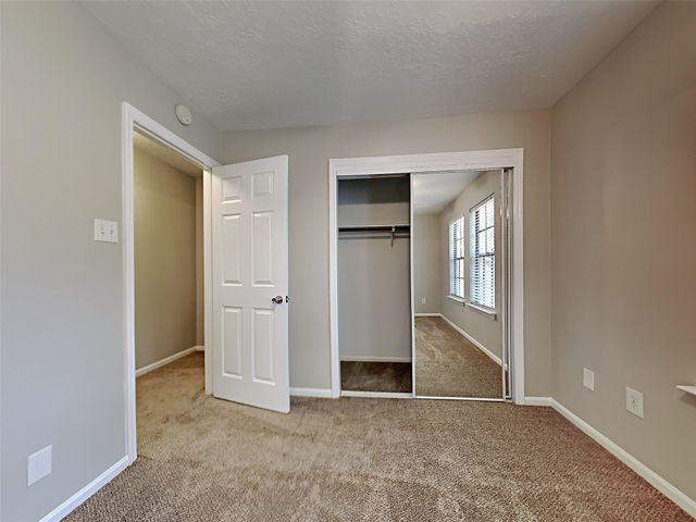 158 E Pathfinders Circle, The Woodlands, TX 77381