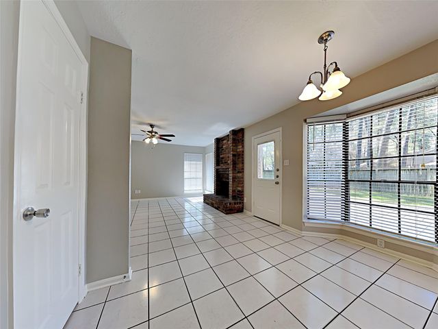 158 E Pathfinders Circle, The Woodlands, TX 77381