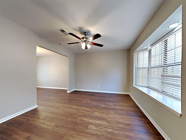 158 E Pathfinders Circle, The Woodlands, TX 77381