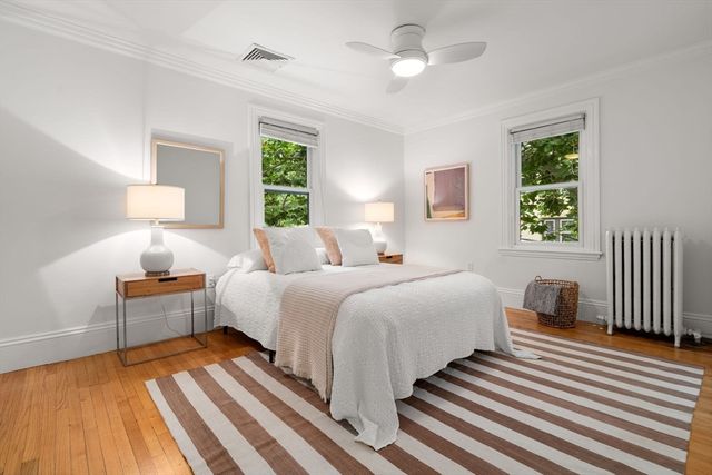 54 Sacramento 2, Cambridge, MA 02138