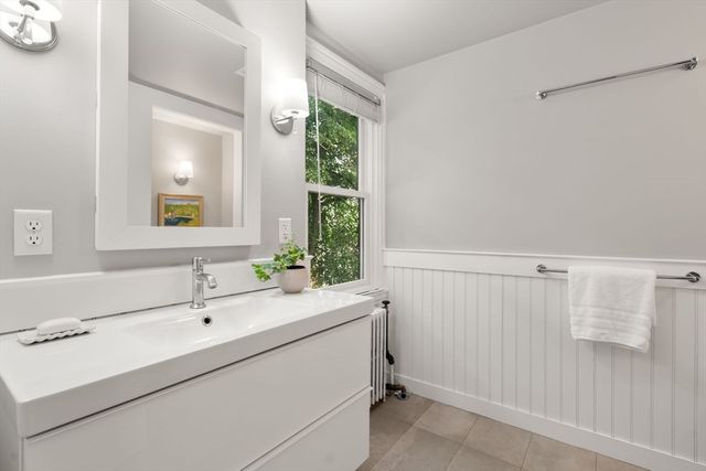 54 Sacramento 2, Cambridge, MA 02138