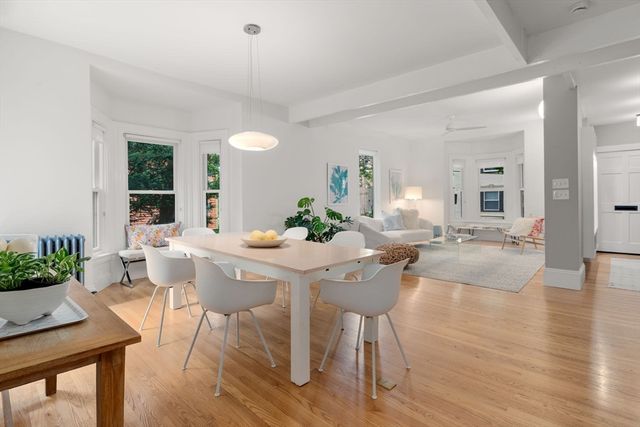 54 Sacramento 2, Cambridge, MA 02138