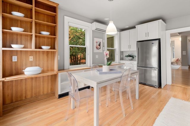 54 Sacramento 2, Cambridge, MA 02138