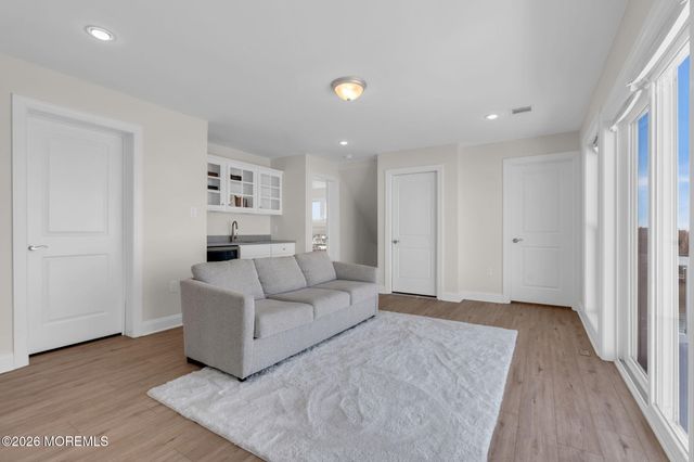 42 Carlyle Drive, Bayville, NJ 08721