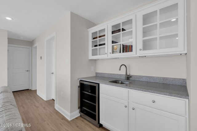 42 Carlyle Drive, Bayville, NJ 08721