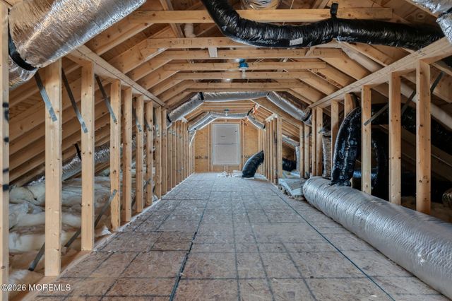 42 Carlyle Drive, Bayville, NJ 08721