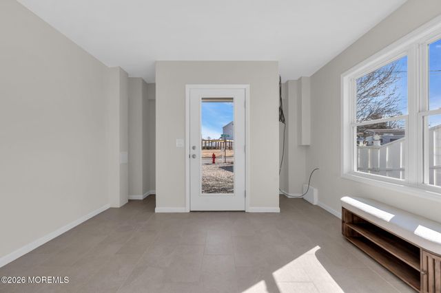 42 Carlyle Drive, Bayville, NJ 08721