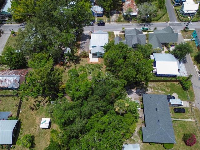 619 NW 3RD STREET, Gainesville, FL 32601