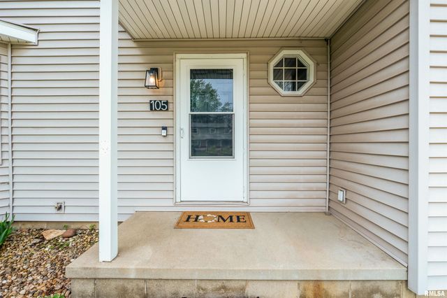 105 Colchester Drive, Normal, IL 61761
