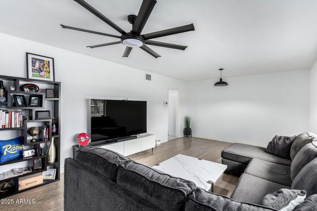 2818 N 82ND Street, Scottsdale, AZ 85257