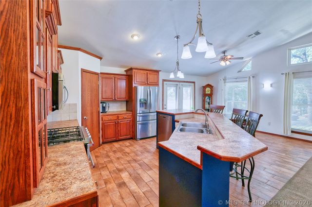 53 Island View, Eufaula, OK 74432