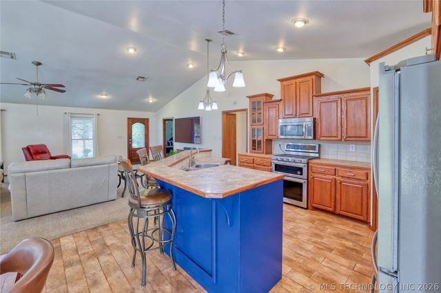 53 Island View, Eufaula, OK 74432