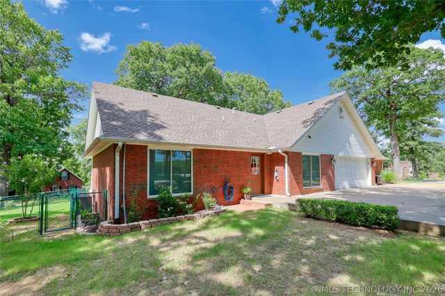 53 Island View, Eufaula, OK 74432