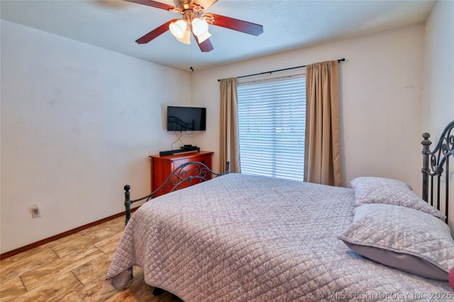 53 Island View, Eufaula, OK 74432