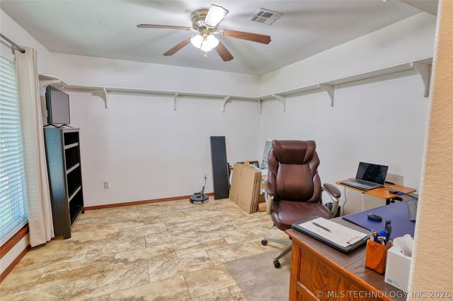 53 Island View, Eufaula, OK 74432
