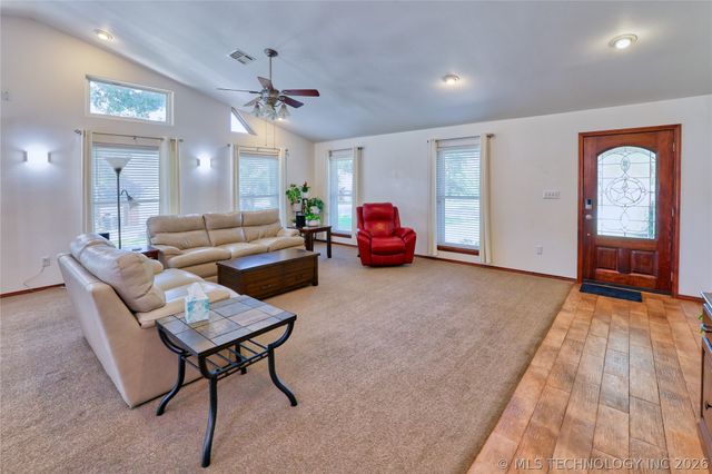 53 Island View, Eufaula, OK 74432