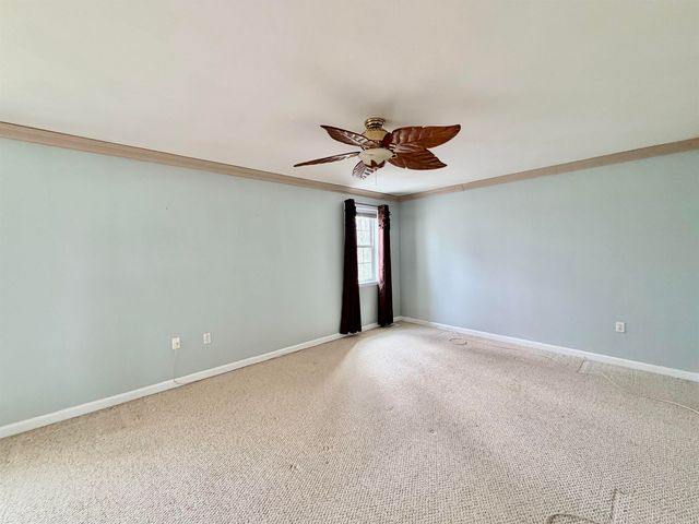 4 Prince Lane, Raymond, NH 03077