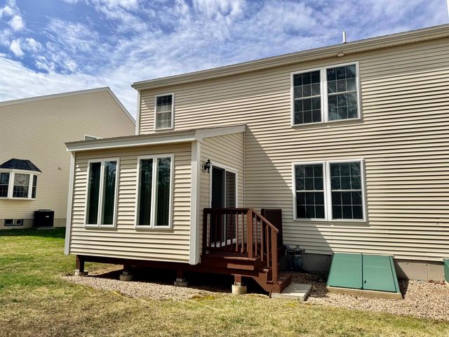 4 Prince Lane, Raymond, NH 03077