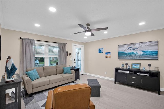 8883 SW 93RD LANE F, Ocala, FL 34481