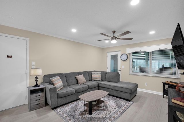 8883 SW 93RD LANE F, Ocala, FL 34481