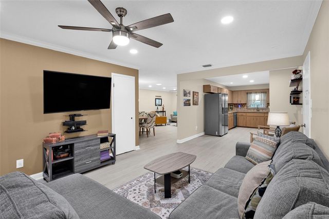 8883 SW 93RD LANE F, Ocala, FL 34481