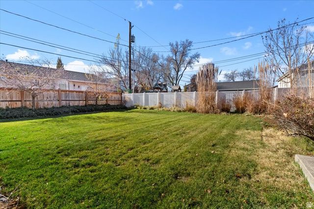 119 W 5878 S, Murray, UT 84107