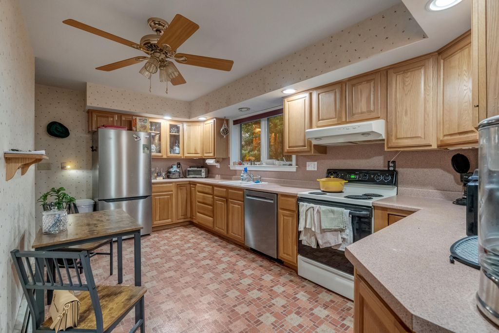 11 Lovers Lane, Topsham, ME 04086 — photo 5