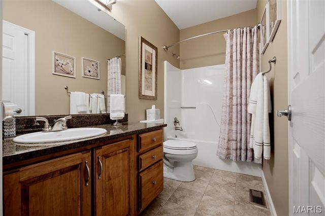 42 Clarksburg Court, Weldon Spring, MO 63304