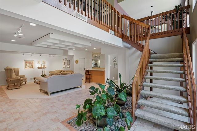 42 Clarksburg Court, Weldon Spring, MO 63304