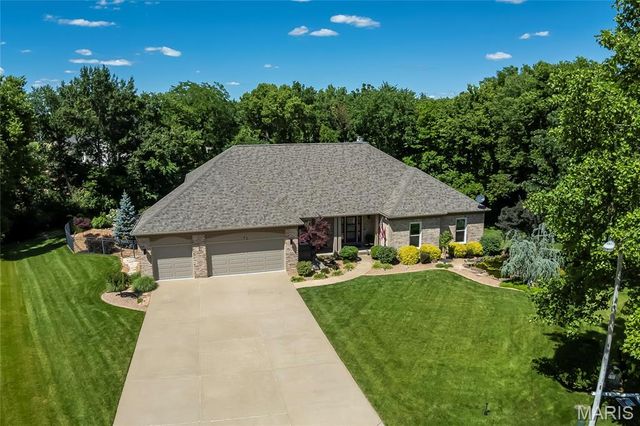 42 Clarksburg Court, Weldon Spring, MO 63304