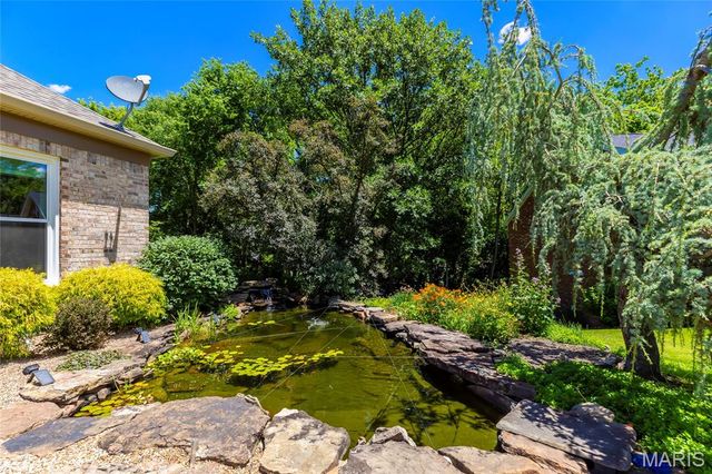 42 Clarksburg Court, Weldon Spring, MO 63304